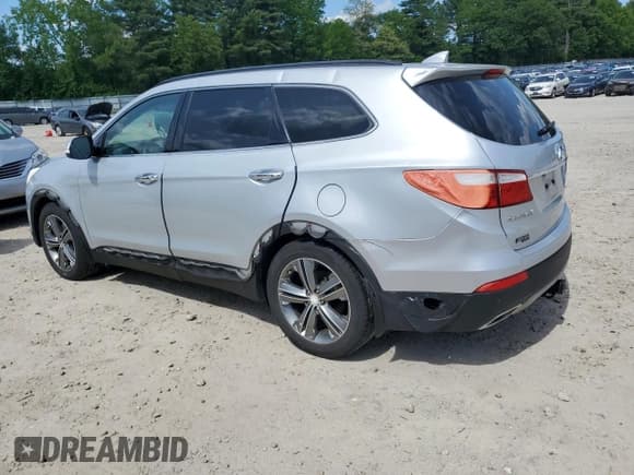 ✅ 2015 Hyundai Santa Fe Limited • VIN: KM8SRDHFXFU117158 • Лот: 58706955. Опубликован ранее на Copart с пробегом 111 157 миль. Бесплатный доступ к архиву аукционных продаж из США и подробный отчёт об истории автомобиля на DreamBid. Изображение 2.