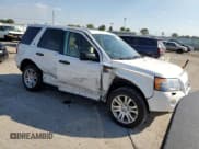 ✅ 2008 Land Rover LR2 SE • VIN: SALFS24N28H041130 • Lot: 81870595. Wystawiony na Copart z przebiegiem 149 526 mil. Bezpłatny archiwum sprzedaży aukcyjnych z USA i szczegółowy raport historii pojazdu na DreamBid. Zdjęcie 4.