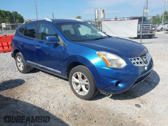 ✅ 2011 Nissan Rogue SV • VIN: JN8AS5MT7BW174121 • Lot: 43200422. Listed on IAAI with 165,948 mi. Free auction sales archive from the USA and detailed vehicle history report at DreamBid. Image 1.