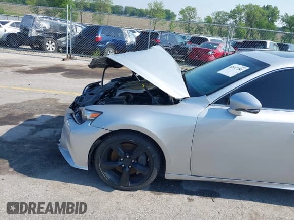 ✅ 2014 Lexus IS 350 • VIN: JTHCE1D24E5001032 • Lot: 42417284. Listed on IAAI with 132,596 mi. Free auction sales archive from the USA and detailed vehicle history report at DreamBid. Image 17.