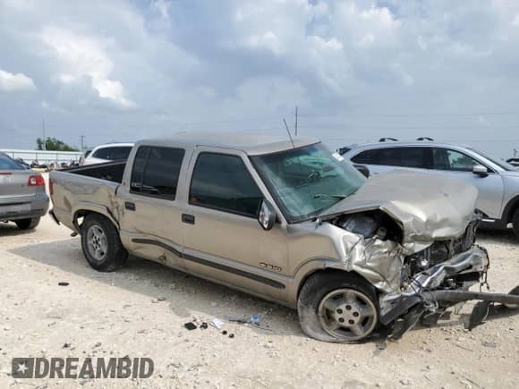 2002 Chevrolet S-10 LS с VIN 1GCDT13W42K178435, выставлен на аукционе Copart как лот 54714395 с пробегом Не указан миль и Списание • Salvage title. История ставок и продаж доступна на DreamBid. Изображение 4.