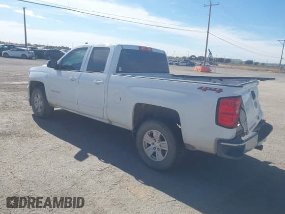 ✅ 2019 Chevrolet Silverado 1500 LT • VIN: 2GCVKPEC6K1178207 • Lot: 43645117. Wystawiony na IAAI z przebiegiem 128 111 mil. Bezpłatny archiwum sprzedaży aukcyjnych z USA i szczegółowy raport historii pojazdu na DreamBid. Zdjęcie 3.