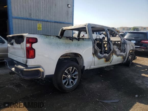 ✅ 2022 Chevrolet Silverado 1500 • VIN: 3GCPACETXNG516322 • Лот: 63135824. Опубликован ранее на Copart с пробегом Не указан. Бесплатный доступ к архиву аукционных продаж из США и подробный отчёт об истории автомобиля на DreamBid. Изображение 3.