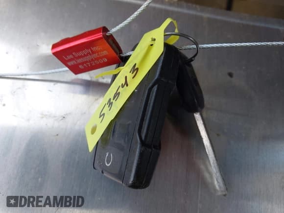 ✅ 2015 Chevrolet Suburban LT • VIN: 1GNSCJKC4FR298108 • Lot: 42649373. Wystawiony na IAAI z przebiegiem 150 155 mil. Bezpłatny archiwum sprzedaży aukcyjnych z USA i szczegółowy raport historii pojazdu na DreamBid. Zdjęcie 11.