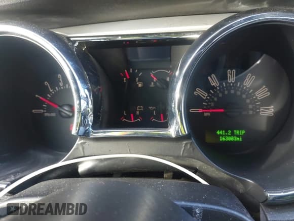 ✅ 2006 Ford Mustang Standard • VIN: 1ZVHT80N865119329 • Lot: 43561715. Wystawiony na IAAI z przebiegiem 163 003 mil. Bezpłatny archiwum sprzedaży aukcyjnych z USA i szczegółowy raport historii pojazdu na DreamBid. Zdjęcie 7.