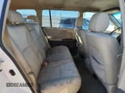 ✅ 2005 Toyota Highlander • VIN: JTEEP21A850103187 • Lot: 90707145. Listed on Copart with 254,280 mi. Free auction sales archive from the USA and detailed vehicle history report at DreamBid. Image 11.