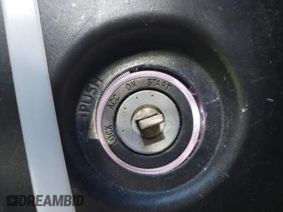 ✅ 2020 Toyota RAV4 Hybrid LE • VIN: 2T3MWRFV9LW072399 • Лот: 43537067. Опубликован ранее на IAAI с пробегом 208 431 миль. Бесплатный доступ к архиву аукционных продаж из США и подробный отчёт об истории автомобиля на DreamBid. Изображение 11.