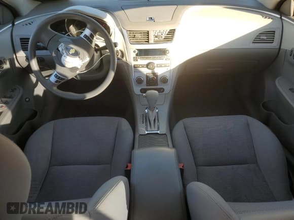 ✅ 2010 Chevrolet Malibu 1LS • VIN: 1G1ZB5EB3AF312913 • Lot: 80578254. Listed on Copart with 77,941 mi. Free auction sales archive from the USA and detailed vehicle history report at DreamBid. Image 8.