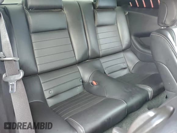 ✅ 2014 Ford Mustang GT • VIN: 1ZVBP8CF3R5331469 • Лот: 85444435. Опубликован ранее на Copart с пробегом 28 165 миль. Бесплатный доступ к архиву аукционных продаж из США и подробный отчёт об истории автомобиля на DreamBid. Изображение 10.