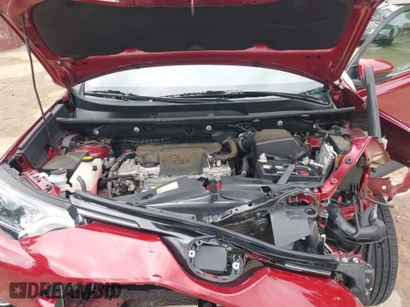 ✅ 2018 Toyota RAV4 XLE • VIN: 2T3WFREV4JW495415 • Lot: 43297469. Listed on IAAI with Not provided. Free auction sales archive from the USA and detailed vehicle history report at DreamBid. Image 10.