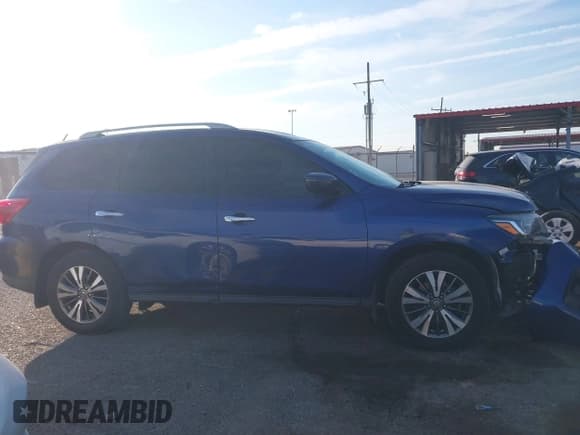 ✅ 2019 Nissan Pathfinder SV • VIN: 5N1DR2MN1KC615100 • Лот: 43330755. Опубликован ранее на IAAI с пробегом 96 118 миль. Бесплатный доступ к архиву аукционных продаж из США и подробный отчёт об истории автомобиля на DreamBid. Изображение 13.