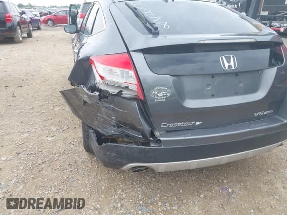 ✅ 2014 Honda Crosstour EX-L • VIN: 5J6TF2H51EL003478 • Lot: 42512200. Wystawiony na IAAI z przebiegiem 208 250 mil. Bezpłatny archiwum sprzedaży aukcyjnych z USA i szczegółowy raport historii pojazdu na DreamBid. Zdjęcie 6.