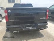 ✅ 2019 Chevrolet Silverado 1500 High Country • VIN: 3GCPWFED9KG289390 • Lot: 53401845. Wystawiony na Copart z przebiegiem 67 191 mil. Bezpłatny archiwum sprzedaży aukcyjnych z USA i szczegółowy raport historii pojazdu na DreamBid. Zdjęcie 6.