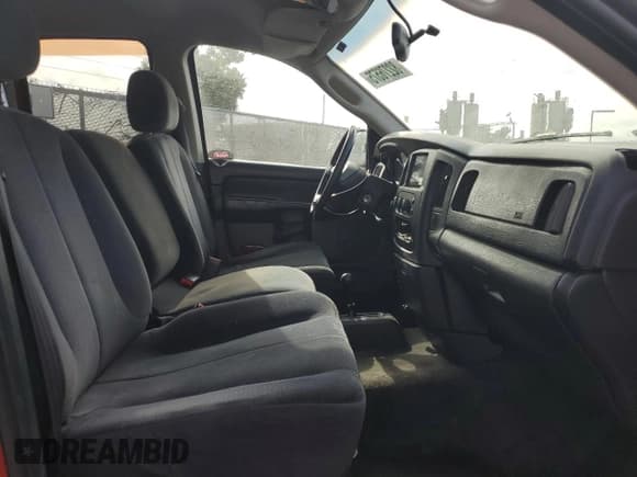 ✅ 2002 Dodge 1500 • VIN: 3D7HU18Z82G149681 • Лот: 82276575. Опубликован ранее на Copart с пробегом 208 131 миль. Бесплатный доступ к архиву аукционных продаж из США и подробный отчёт об истории автомобиля на DreamBid. Изображение 7.