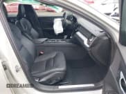 ✅ 2020 Volvo S60 Momentum • VIN: 7JR102FKXLG043525 • Lot: 43407010. Listed on IAAI with 21,736 mi. Free auction sales archive from the USA and detailed vehicle history report at DreamBid. Image 5.