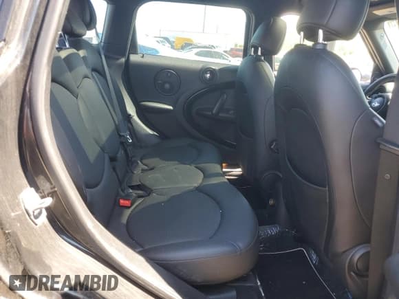 ✅ 2013 MINI Countryman S ALL4 • VIN: WMWZC5C54DWP34353 • Lot: 57059295. Listed on Copart with 154,012 mi. Free auction sales archive from the USA and detailed vehicle history report at DreamBid. Image 10.