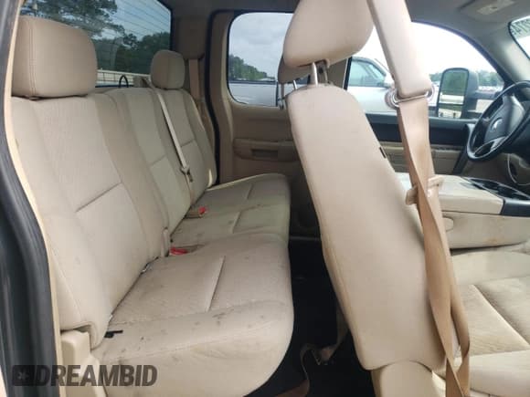 ✅ 2010 Chevrolet Silverado 1500 • VIN: 1GCSCSE22AZ200803 • Lot: 40632274. Wystawiony na Copart z przebiegiem 140 345 mil. Bezpłatny archiwum sprzedaży aukcyjnych z USA i szczegółowy raport historii pojazdu na DreamBid. Zdjęcie 10.