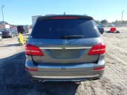 ✅ 2017 Mercedes-Benz GLS 450 • VIN: 4JGDF6EEXHA921070 • Лот: 43463983. Опубликован ранее на IAAI с пробегом 120 000 миль. Бесплатный доступ к архиву аукционных продаж из США и подробный отчёт об истории автомобиля на DreamBid. Изображение 17.