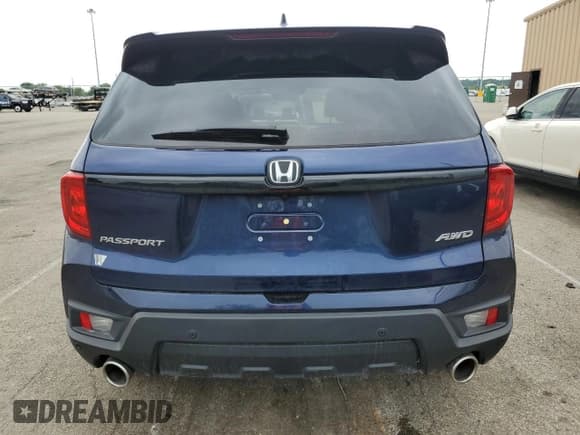 ✅ 2025 Honda Passport EX-L • VIN: 5FNYF8H53SB001955 • Lot: 61073885. Wystawiony na Copart z przebiegiem 6 613 mil. Bezpłatny archiwum sprzedaży aukcyjnych z USA i szczegółowy raport historii pojazdu na DreamBid. Zdjęcie 6.