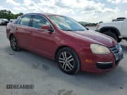 ✅ 2006 Volkswagen Jetta 2.5L • VIN: 3VWSG71K06M645165 • Лот: 54823365. Опубликован ранее на Copart с пробегом 181 844 миль. Бесплатный доступ к архиву аукционных продаж из США и подробный отчёт об истории автомобиля на DreamBid. Изображение 4.