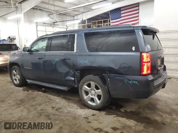 ✅ 2019 Chevrolet Suburban LT • VIN: 1GNSKHKC9KR408303 • Lot: 78383584. Wystawiony na Copart z przebiegiem 87 763 mil. Bezpłatny archiwum sprzedaży aukcyjnych z USA i szczegółowy raport historii pojazdu na DreamBid. Zdjęcie 2.