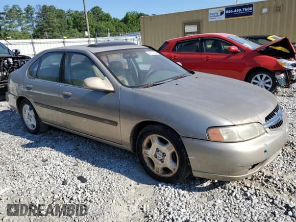 ✅ 2001 Nissan Altima GLE • VIN: 1N4DL01A11C178764 • Lot: 63074264. Wystawiony na Copart z przebiegiem 267 283 mil. Bezpłatny archiwum sprzedaży aukcyjnych z USA i szczegółowy raport historii pojazdu na DreamBid. Zdjęcie 4.