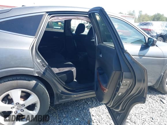 ✅ 2011 Honda Crosstour EX • VIN: 5J6TF1H34BL002247 • Lot: 42989007. Wystawiony na IAAI z przebiegiem 140 701 mil. Bezpłatny archiwum sprzedaży aukcyjnych z USA i szczegółowy raport historii pojazdu na DreamBid. Zdjęcie 8.