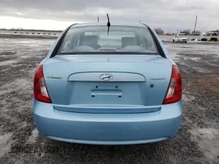 ✅ 2010 Hyundai Accent GL • VIN: KMHCN4BC3AU494793 • Лот: 85128204. Опубликован ранее на Copart с пробегом 180 672 миль. Бесплатный доступ к архиву аукционных продаж из США и подробный отчёт об истории автомобиля на DreamBid. Изображение 6.