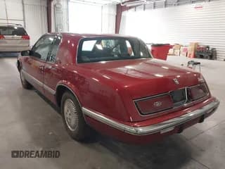 ✅ 1992 Buick Riviera • VIN: 1G4EZ13L1NU405299 • Lot: 43717591. Wystawiony na IAAI z przebiegiem 113 548 mil. Bezpłatny archiwum sprzedaży aukcyjnych z USA i szczegółowy raport historii pojazdu na DreamBid. Zdjęcie 3.