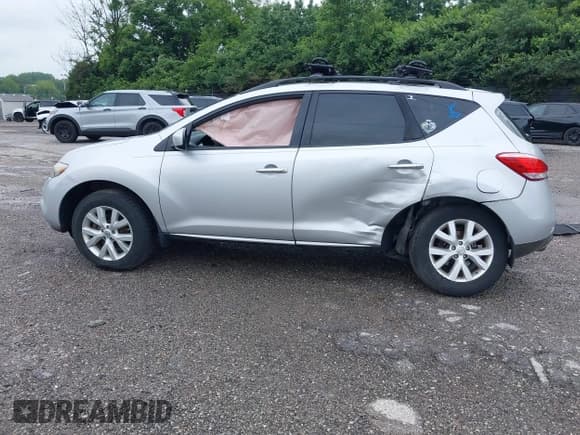 ✅ 2012 Nissan Murano SV • VIN: JN8AZ1MW5CW239483 • Lot: 42626906. Wystawiony na IAAI z przebiegiem 141 098 mil. Bezpłatny archiwum sprzedaży aukcyjnych z USA i szczegółowy raport historii pojazdu na DreamBid. Zdjęcie 15.