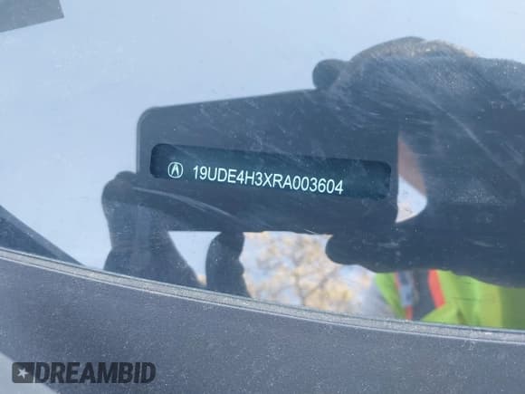 ✅ 2024 Acura Integra w/A-Spec Package • VIN: 19UDE4H3XRA003604 • Lot: 42145420. Listed on IAAI with 8,720 mi. Free auction sales archive from the USA and detailed vehicle history report at DreamBid. Image 17.