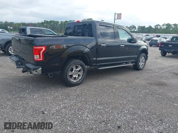✅ 2015 Ford F-150 XLT • VIN: 1FTEW1EF5FKF13295 • Lot: 43102331. Wystawiony na IAAI z przebiegiem 153 816 mil. Bezpłatny archiwum sprzedaży aukcyjnych z USA i szczegółowy raport historii pojazdu na DreamBid. Zdjęcie 4.
