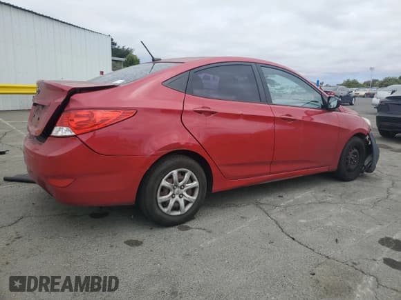 ✅ 2013 Hyundai Accent GLS • VIN: KMHCT4AE1DU538982 • Лот: 66430965. Опубликован ранее на Copart с пробегом 235 955 миль. Бесплатный доступ к архиву аукционных продаж из США и подробный отчёт об истории автомобиля на DreamBid. Изображение 3.