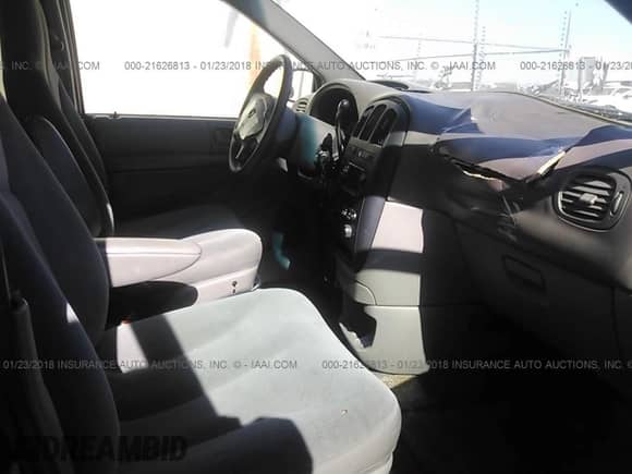 2002 Dodge Caravan Sport с VIN 1B4GP45392B709213, выставлен на аукционе IAAI как лот 21626813 с пробегом 142 889 миль миль и . История ставок и продаж доступна на DreamBid. Изображение 5.