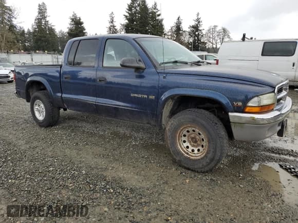 ✅ 2000 Dodge Dakota Sport • VIN: 1B7GG2AN9YS760105 • Lot: 51023545. Wystawiony na Copart z przebiegiem 191 900 mil. Bezpłatny archiwum sprzedaży aukcyjnych z USA i szczegółowy raport historii pojazdu na DreamBid. Zdjęcie 4.