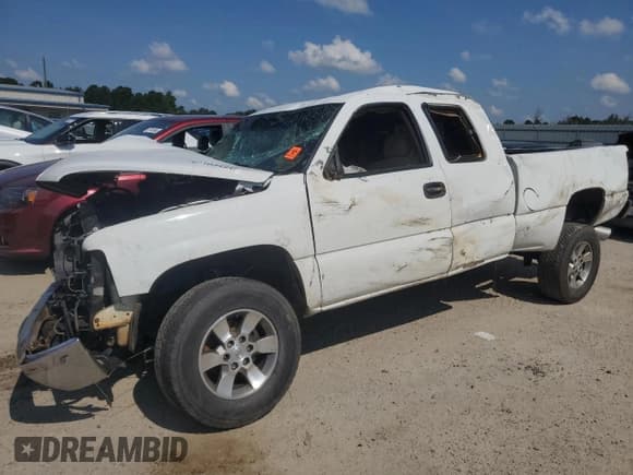 ✅ 1999 Chevrolet Silverado 1500 LS • VIN: 2GCEK19T6X1218879 • Лот: 67103494. Опубликован ранее на Copart с пробегом 327 211 миль. Бесплатный доступ к архиву аукционных продаж из США и подробный отчёт об истории автомобиля на DreamBid. Изображение 1.