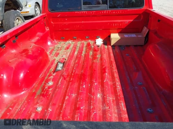 ✅ 2011 Ford Ranger XLT • VIN: 1FTKR4EE0BPA30622 • Lot: 41670960. Listed on IAAI with Not provided. Free auction sales archive from the USA and detailed vehicle history report at DreamBid. Image 8.