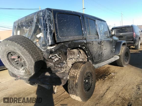 ✅ 2021 Jeep Wrangler Unlimited Sahara • VIN: 1C4HJXEG1MW579887 • Lot: 41299338. Listed on IAAI with 50,707 mi. Free auction sales archive from the USA and detailed vehicle history report at DreamBid. Image 4.