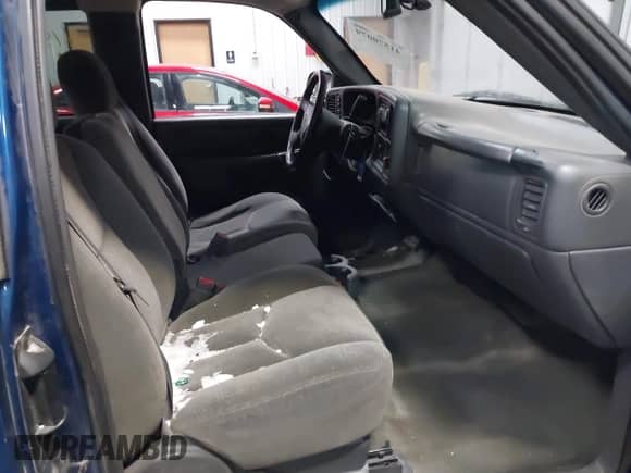 2004 Chevrolet Silverado 1500 with VIN 1GCEK19T34E186452, listed as a IAAI auction lot 41570079 with 170,537 mi miles and . Bid and sale history available at DreamBid. Image 5.