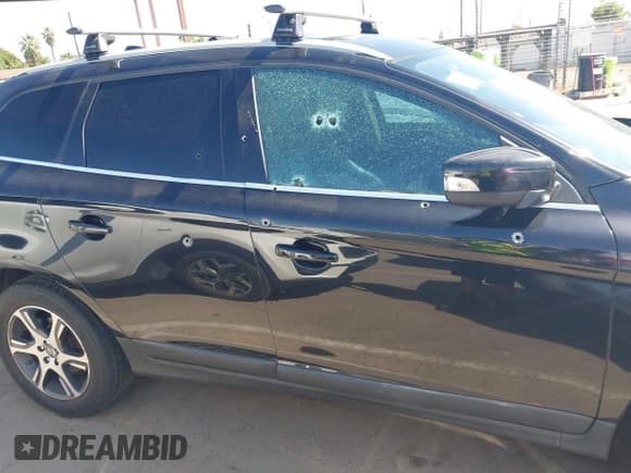 ✅ 2012 Volvo XC60 3.0L • VIN: YV4902DZ3C2244078 • Лот: 42291199. Опубликован ранее на IAAI с пробегом 136 025 миль. Бесплатный доступ к архиву аукционных продаж из США и подробный отчёт об истории автомобиля на DreamBid. Изображение 6.