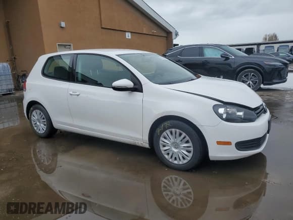 ✅ 2013 Volkswagen Golf w/Conv & Sunroof • VIN: WVWBB7AJ3DW116573 • Лот: 82167844. Опубликован ранее на Copart с пробегом 60 090 миль. Бесплатный доступ к архиву аукционных продаж из США и подробный отчёт об истории автомобиля на DreamBid. Изображение 4.