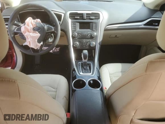 ✅ 2013 Ford Fusion SE • VIN: 3FA6P0H73DR110091 • Lot: 81834595. Wystawiony na Copart z przebiegiem 79 418 mil. Bezpłatny archiwum sprzedaży aukcyjnych z USA i szczegółowy raport historii pojazdu na DreamBid. Zdjęcie 8.