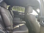 ✅ 2022 Mazda CX-9 Signature • VIN: JM3TCBEY3N0610312 • Lot: 63279365. Wystawiony na Copart z przebiegiem 33 926 mil. Bezpłatny archiwum sprzedaży aukcyjnych z USA i szczegółowy raport historii pojazdu na DreamBid. Zdjęcie 10.