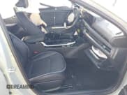 ✅ 2025 Kia K4 GT-Line • VIN: 3KPFW4DEXSE064949 • Лот: 43337783. Опубликован ранее на IAAI с пробегом 2 839 миль. Бесплатный доступ к архиву аукционных продаж из США и подробный отчёт об истории автомобиля на DreamBid. Изображение 5.