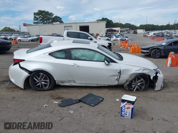 ✅ 2019 Lexus RC 300 • VIN: JTHHA5BC2K5010263 • Lot: 43398730. Listed on IAAI with 144,219 mi. Free auction sales archive from the USA and detailed vehicle history report at DreamBid. Image 13.