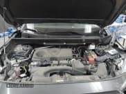 ✅ 2023 Toyota RAV4 LE • VIN: 2T3H1RFV6PC220306 • Lot: 43660739. Wystawiony na IAAI z przebiegiem 30 922 mil. Bezpłatny archiwum sprzedaży aukcyjnych z USA i szczegółowy raport historii pojazdu na DreamBid. Zdjęcie 10.