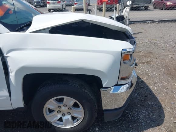 ✅ 2019 Chevrolet Silverado 1500 LT • VIN: 2GCRCPEC2K1146787 • Lot: 43125554. Wystawiony na IAAI z przebiegiem 102 604 mil. Bezpłatny archiwum sprzedaży aukcyjnych z USA i szczegółowy raport historii pojazdu na DreamBid. Zdjęcie 19.