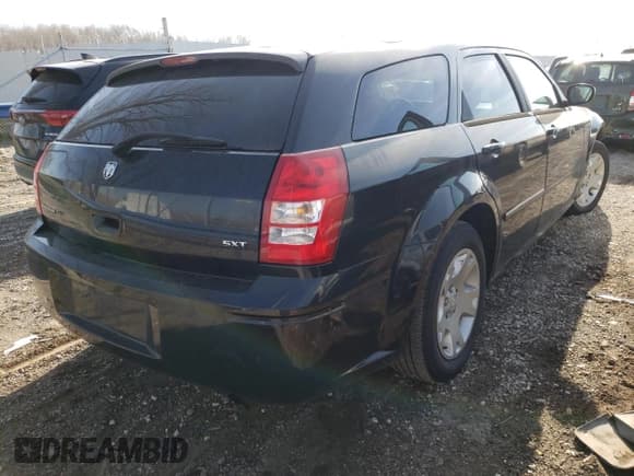 ✅ 2007 Dodge Magnum • VIN: 2D4FV47V97H843871 • Lot: 42226204. Wystawiony na Copart z przebiegiem 153 895 mil. Bezpłatny archiwum sprzedaży aukcyjnych z USA i szczegółowy raport historii pojazdu na DreamBid. Zdjęcie 3.