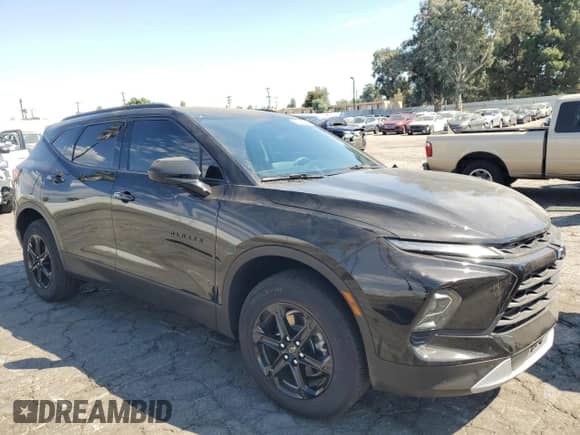 2023 Chevrolet Blazer LT with VIN 3GNKBCR42PS198441, listed as a Copart auction lot 69799984 with 9,596 mi miles and Salvage title. Bid and sale history available at DreamBid. Image 4.