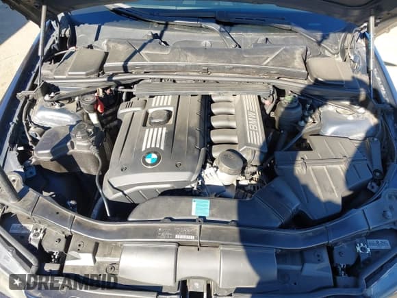 ✅ 2007 BMW 3 Series 328xi • VIN: WBAVC93577K033825 • Lot: 43826777. Listed on IAAI with 92,226 mi. Free auction sales archive from the USA and detailed vehicle history report at DreamBid. Image 10.